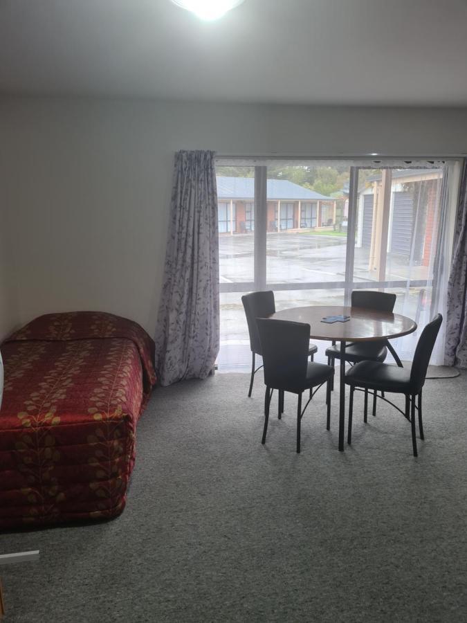 Arran Motel Те-Анау Екстер'єр фото