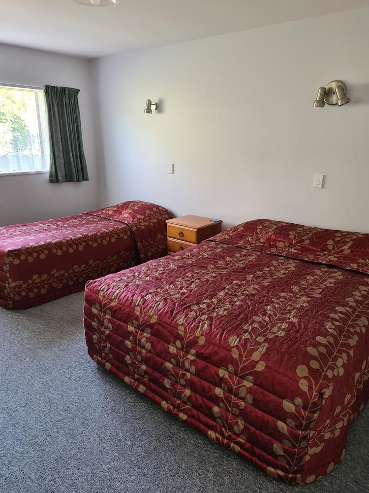 Arran Motel Те-Анау Екстер'єр фото